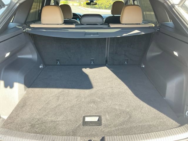 Used 2024 Volkswagen Atlas Cross Sport SE image 17