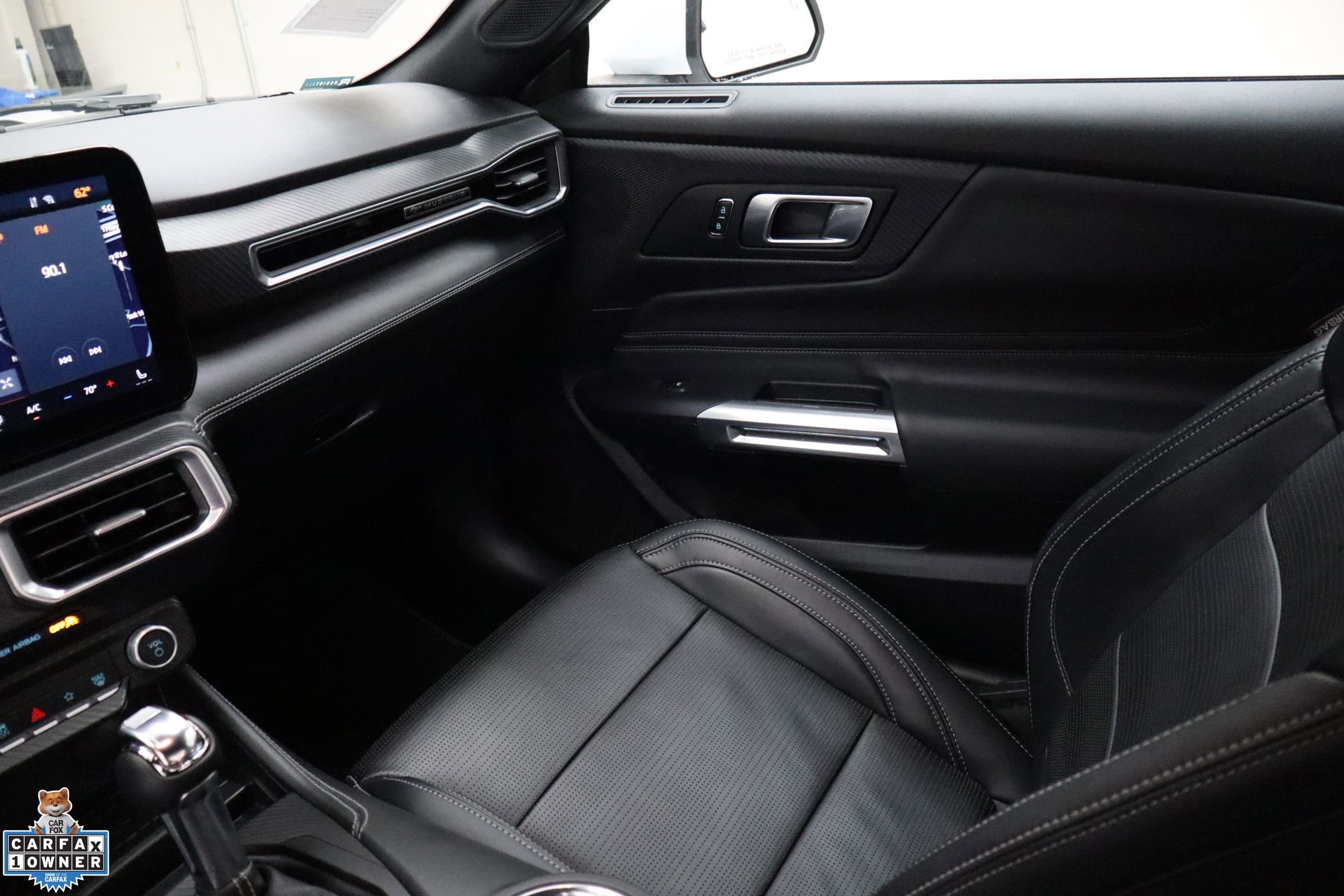 Used 2024 Ford Mustang GT Premium image 23