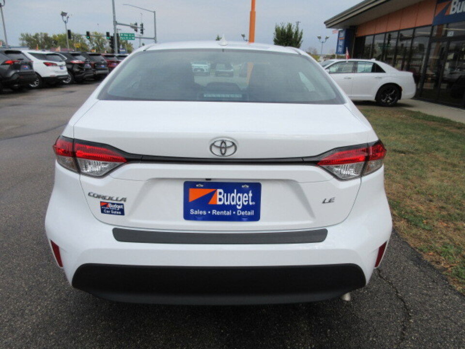 Used 2025 Toyota Corolla LE image 4