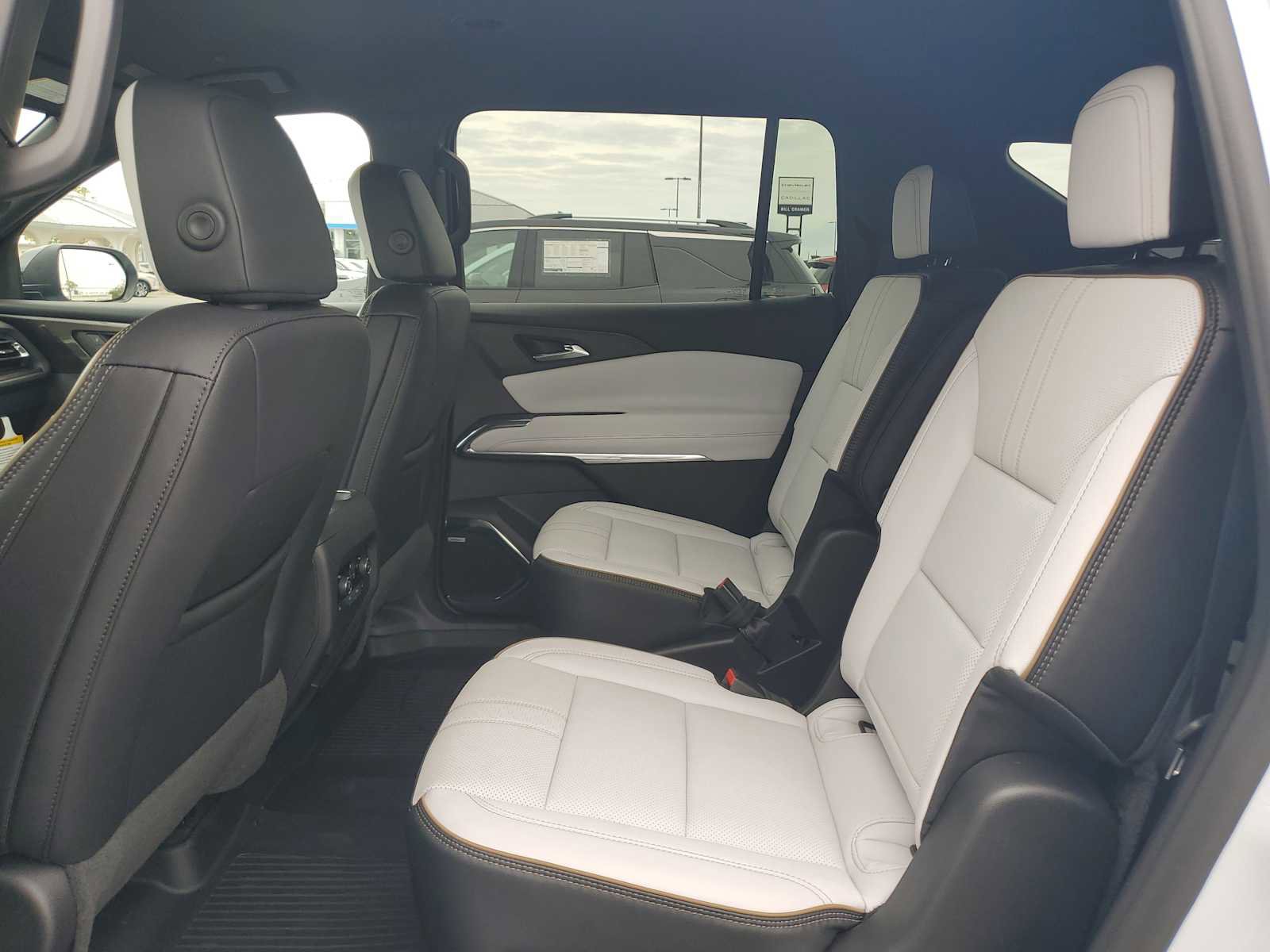 New 2026 Chevrolet Traverse High Country w/ LPO, Floor Liner Package image 14
