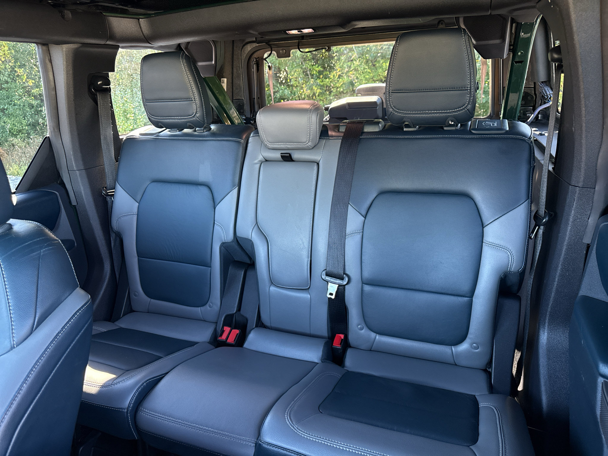 Used 2023 Ford Bronco Outer Banks w/ Sasquatch Package AWD/4WD image 38
