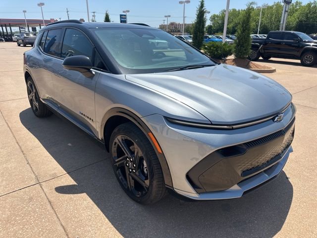 Used 2025 Chevrolet Equinox EV RS AWD/4WD image 7