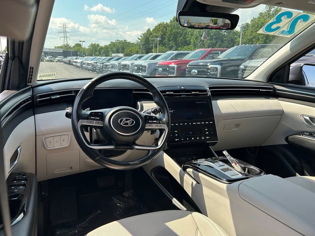 Used 2023 Hyundai Tucson Limited AWD/4WD image 14