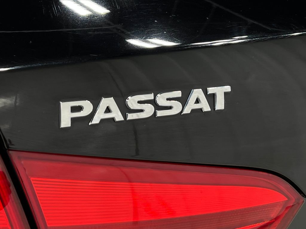 Used 2015 Volkswagen Passat TDI SE image 38