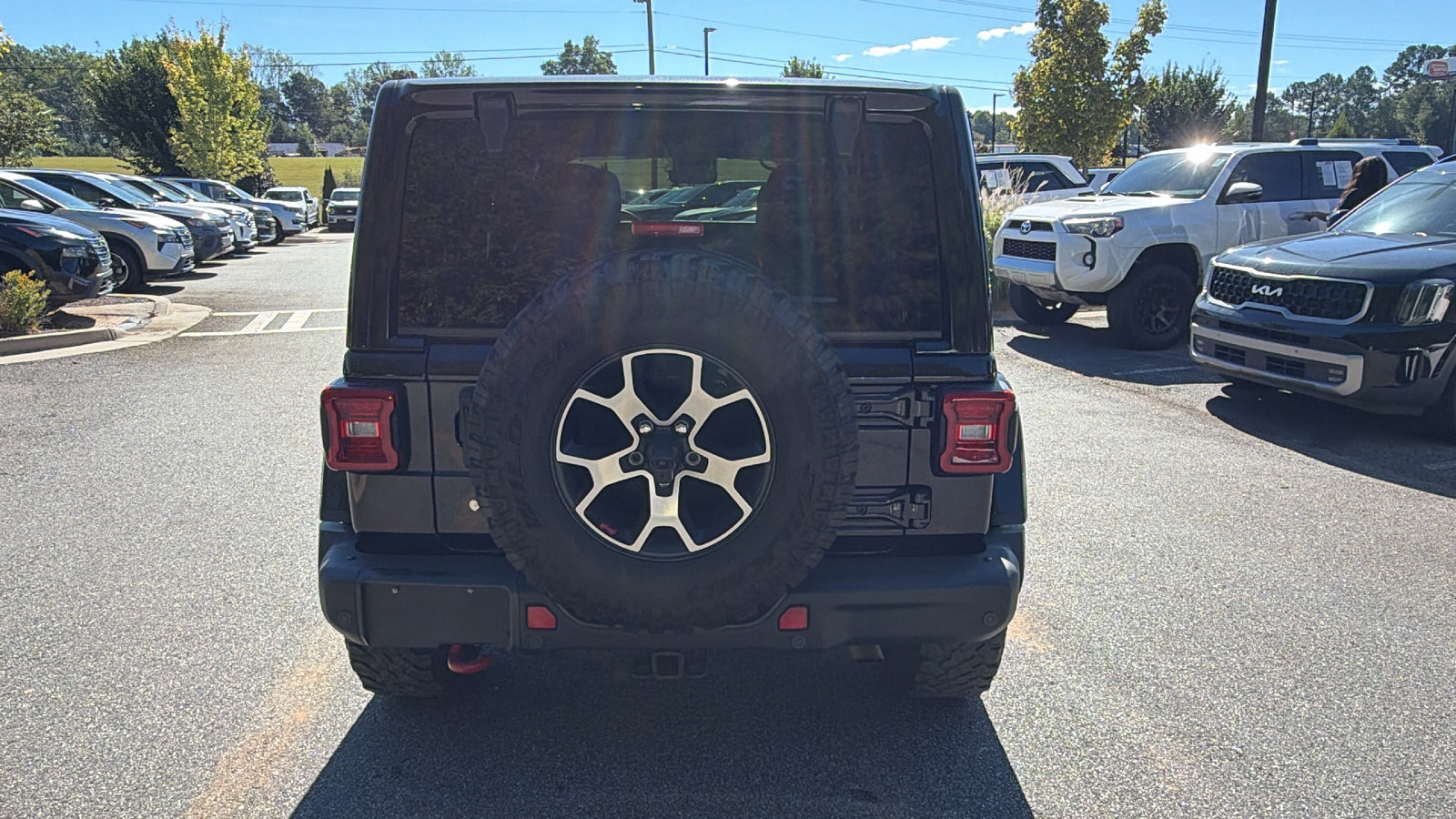 Used 2019 Jeep Wrangler Unlimited Rubicon AWD/4WD image 9