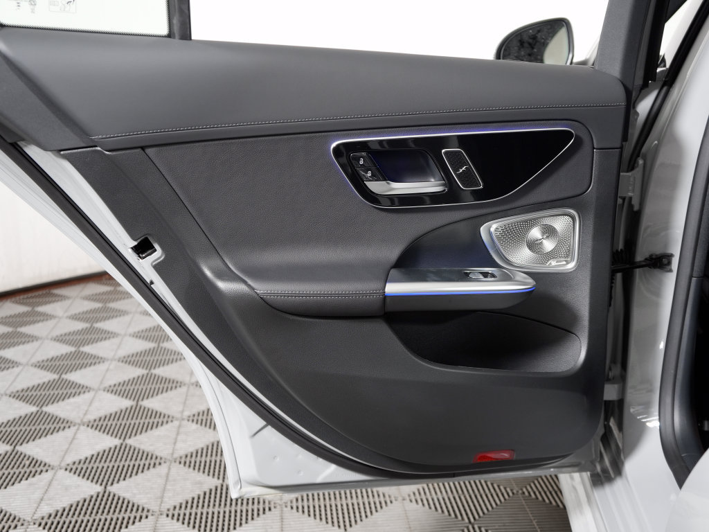 Certified 2026 Mercedes-Benz C 43 AMG 4MATIC Sedan image 27