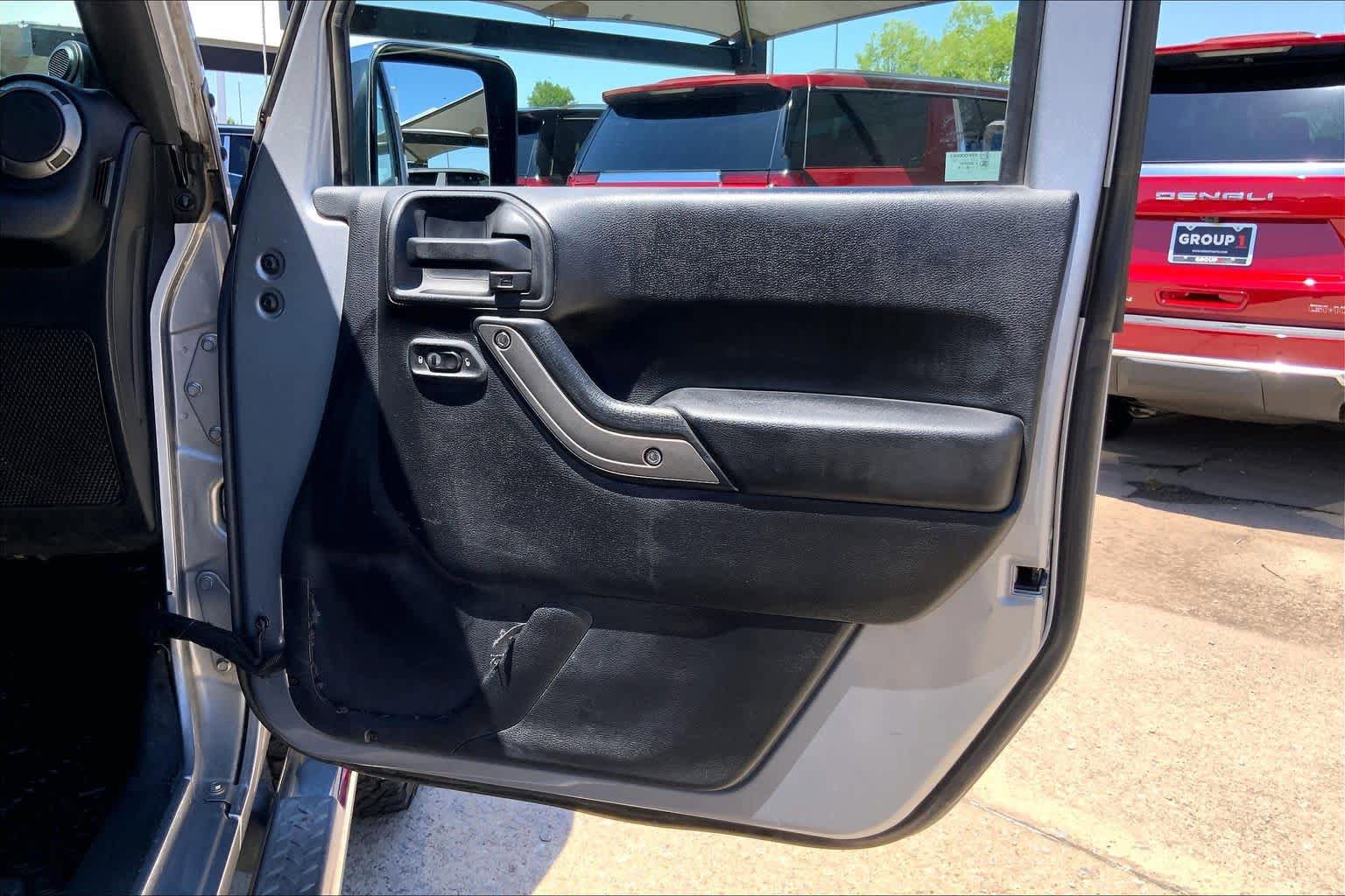 Used 2014 Jeep Wrangler Sport w/ Quick Order Package 23S AWD/4WD image 21