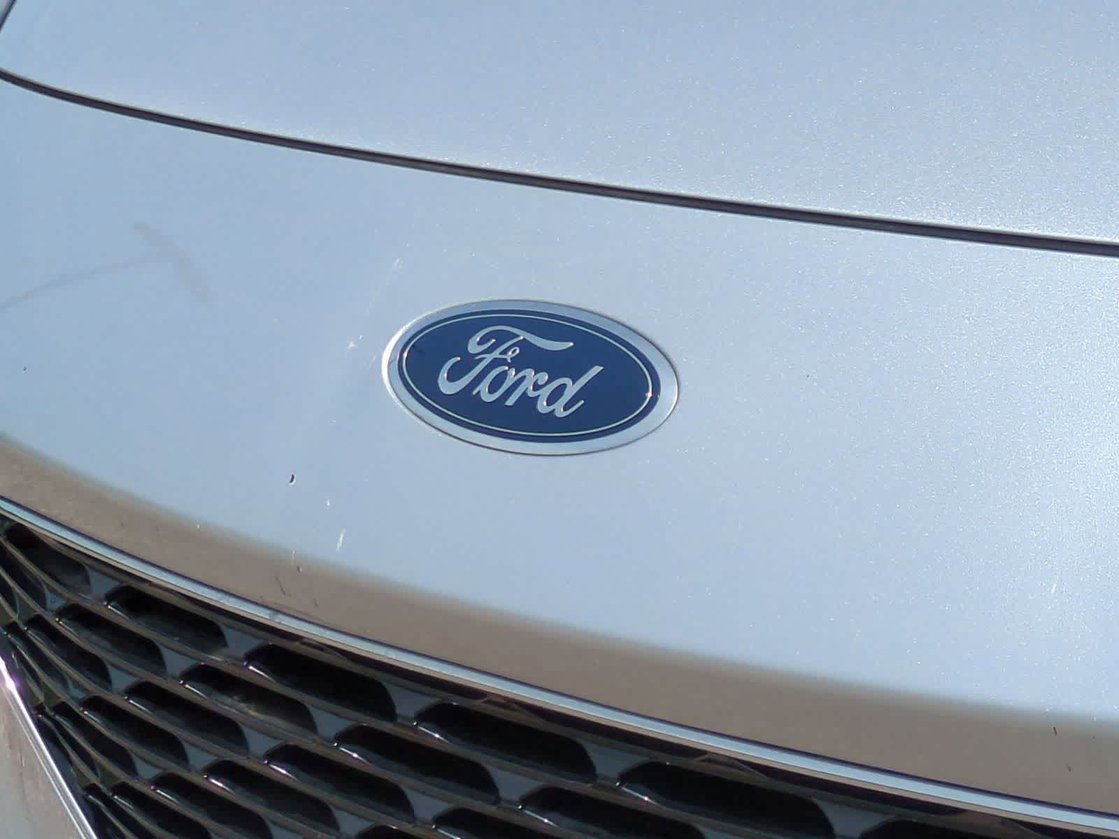 Used 2020 Ford Escape SEL FWD image 12