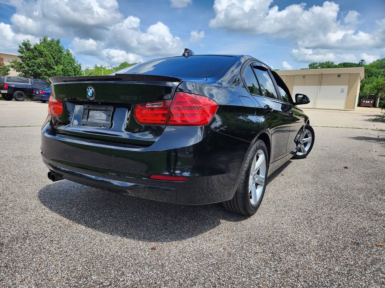 Used 2015 BMW 328i xDrive Sedan AWD/4WD image 30