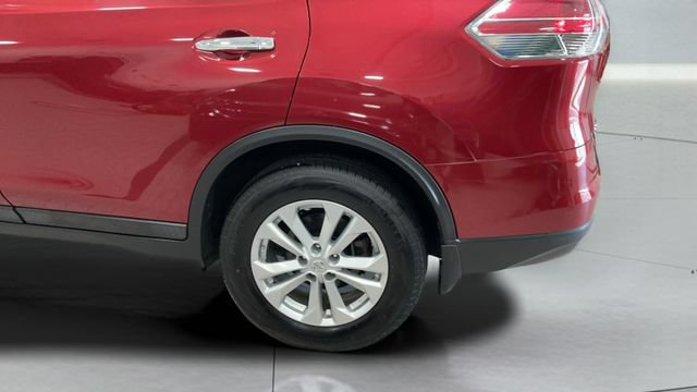 Used 2015 Nissan Rogue SV w/ SV Premium Package FWD image 35