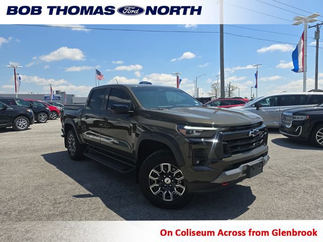 Used 2024 Chevrolet Colorado Z71 w/ Z71 Convenience Package 2