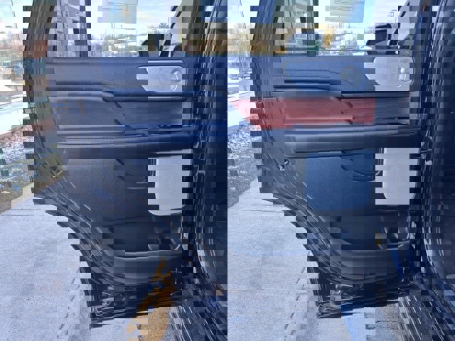 Used 2021 Lincoln Navigator Reserve w/ Luxury Package image 18