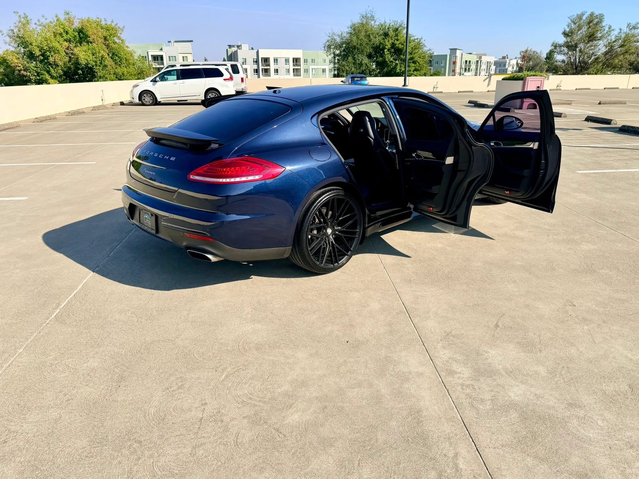 Used 2016 Porsche Panamera Edition RWD image 51