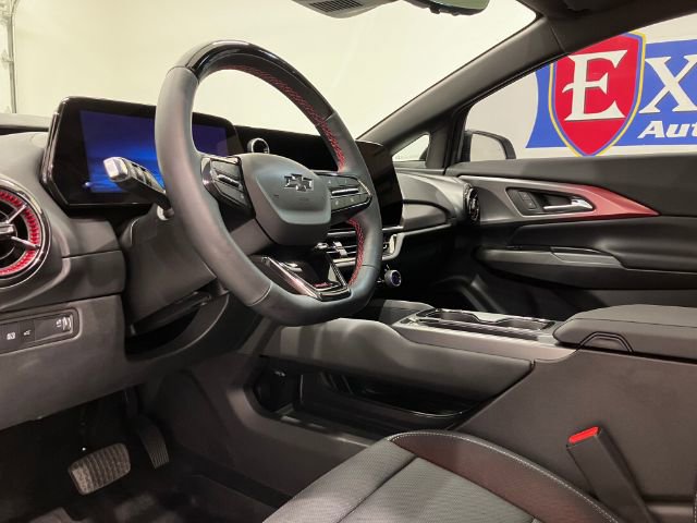 Used 2025 Chevrolet Equinox EV RS image 38