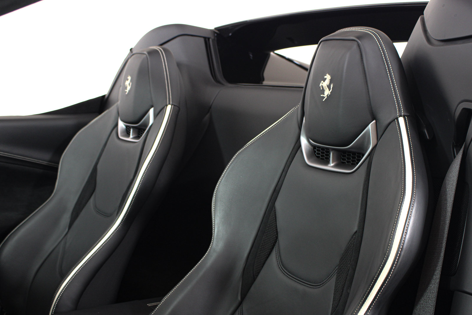 Certified 2024 Ferrari 296 GTS RWD image 42