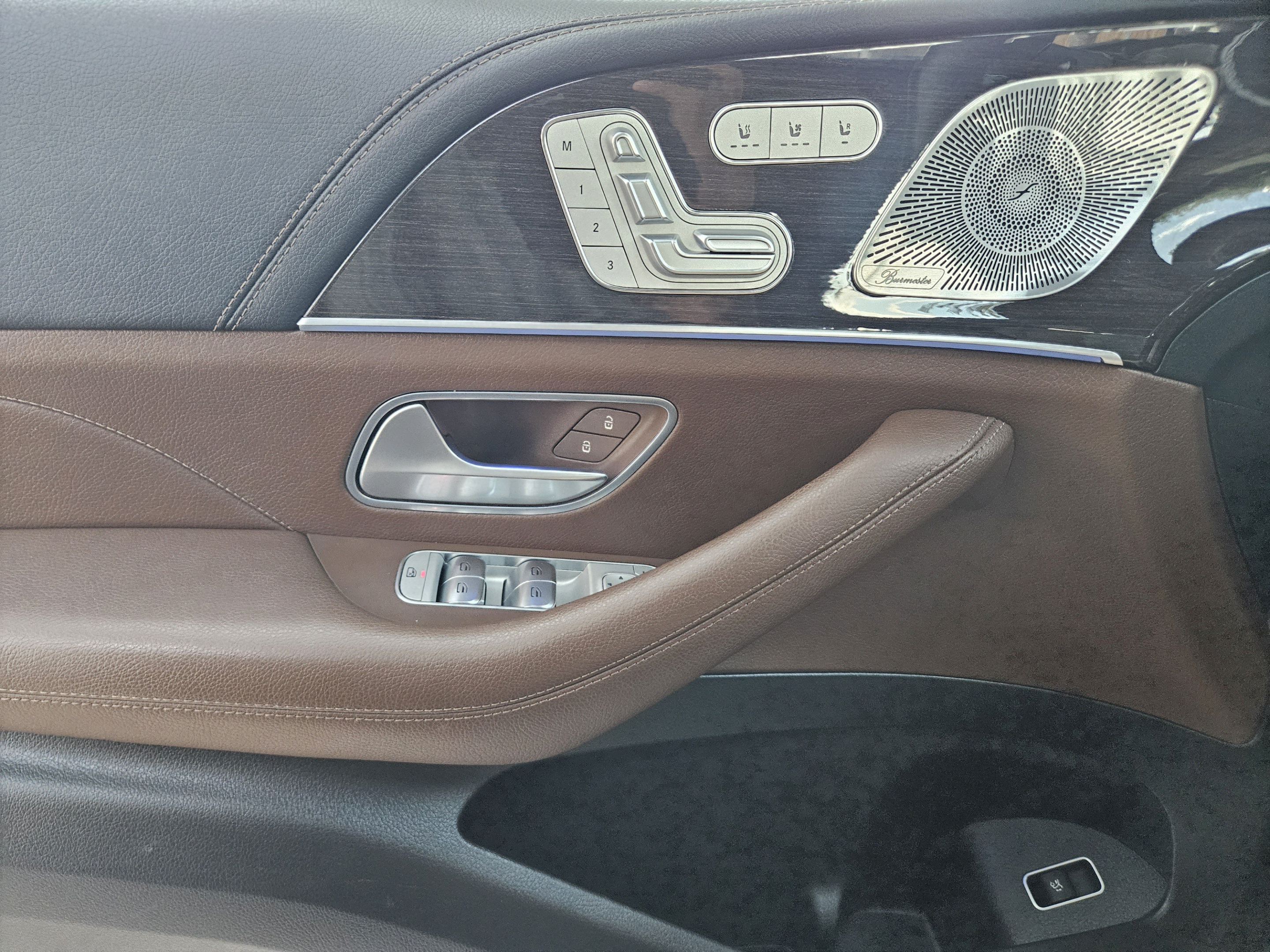 Certified 2024 Mercedes-Benz GLE 450 4MATIC image 15