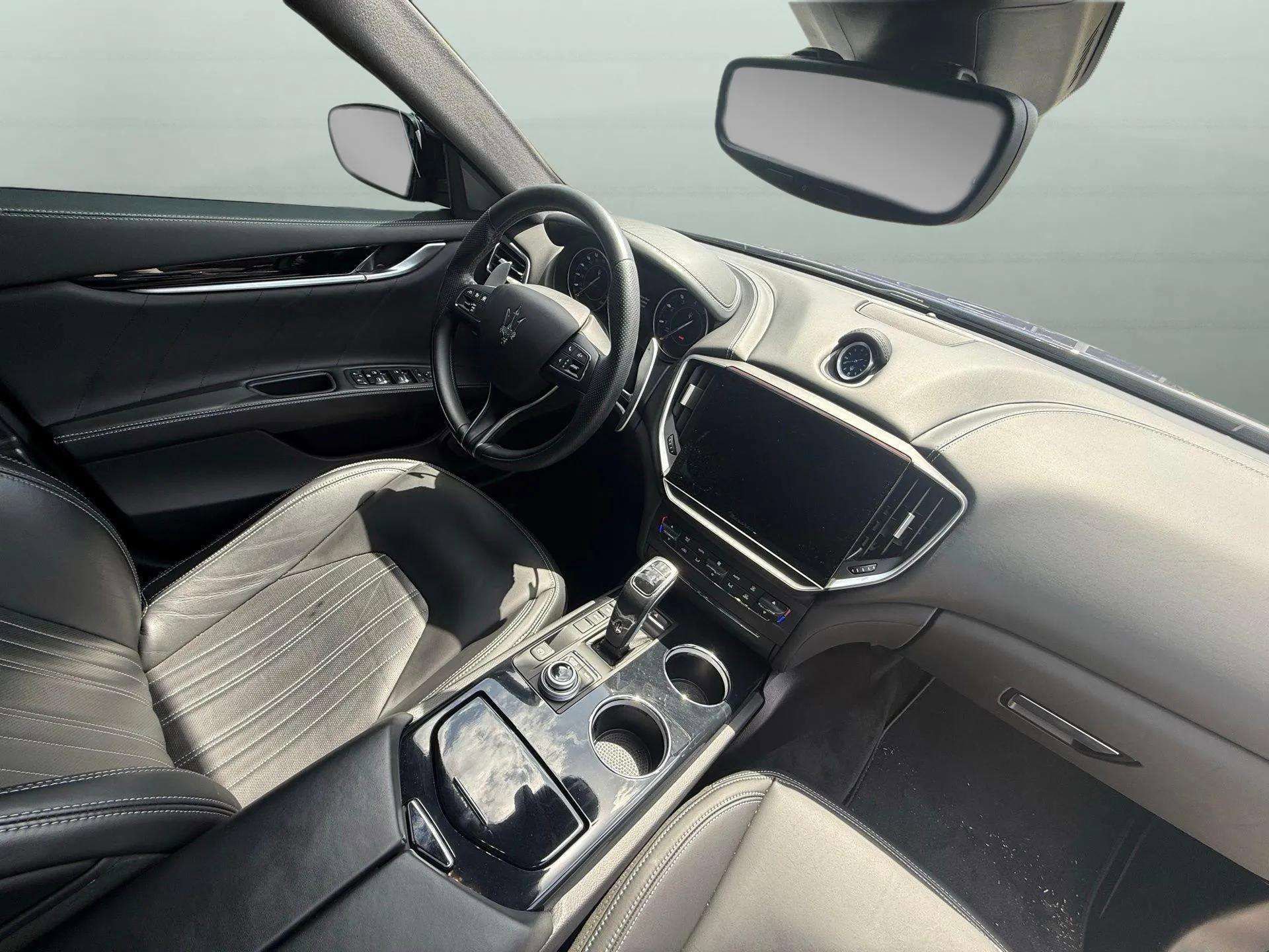 Certified 2023 Maserati Ghibli Modena Q4 AWD/4WD image 21