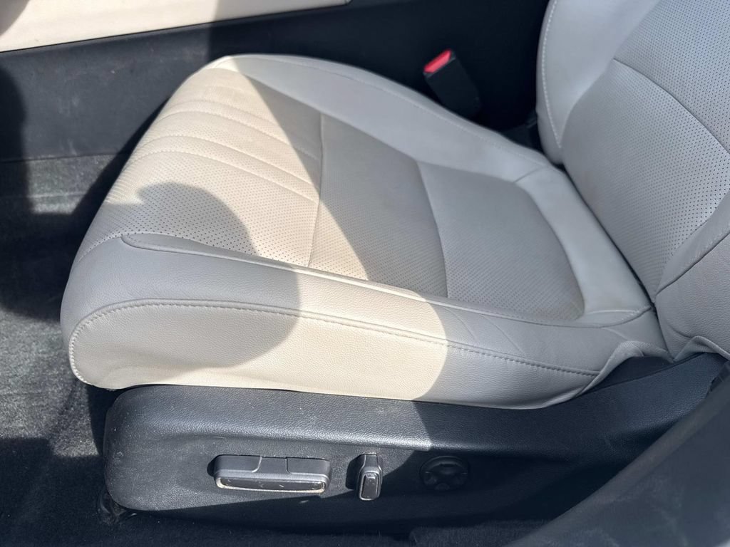 Used 2021 Honda Accord EX-L image 21