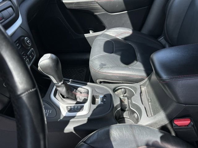 Used 2015 Jeep Cherokee Trailhawk w/ Comfort/Convenience Group image 34