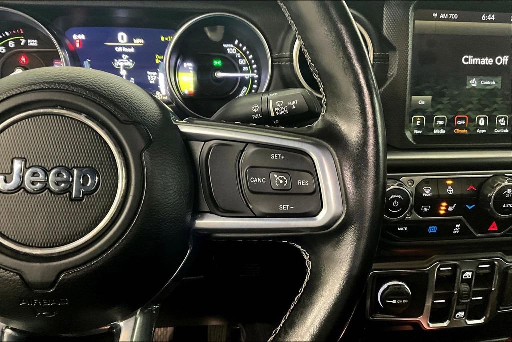 Used 2021 Jeep Wrangler Unlimited Sahara w/ Cold Weather Group image 12