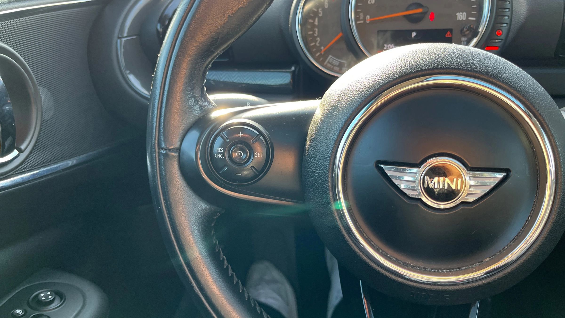 Used 2017 MINI Cooper Clubman ALL4 image 26