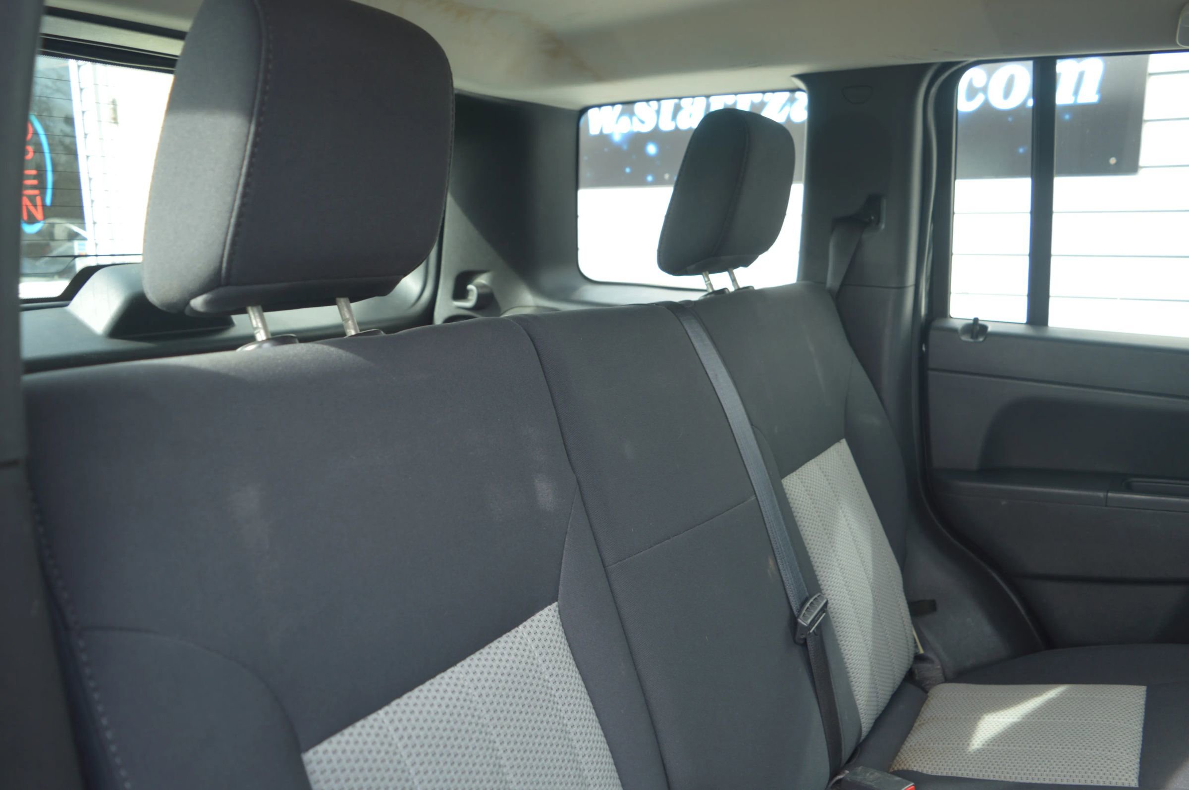 Used 2010 Jeep Liberty Sport image 21