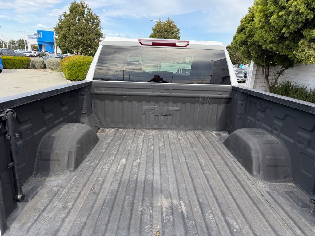 Used 2024 GMC Sierra 1500 SLT image 28