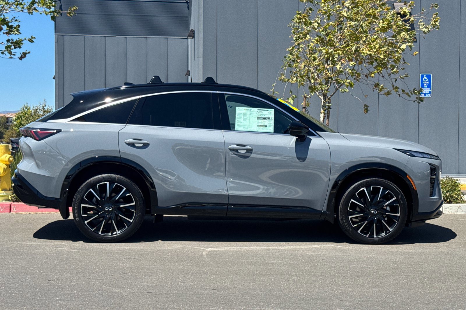 New 2027 INFINITI QX65 Autograph w/ Cargo Package AWD/4WD image 6