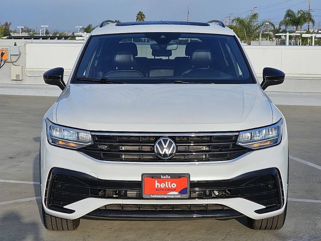 Used 2024 Volkswagen Tiguan SE R-Line image 7