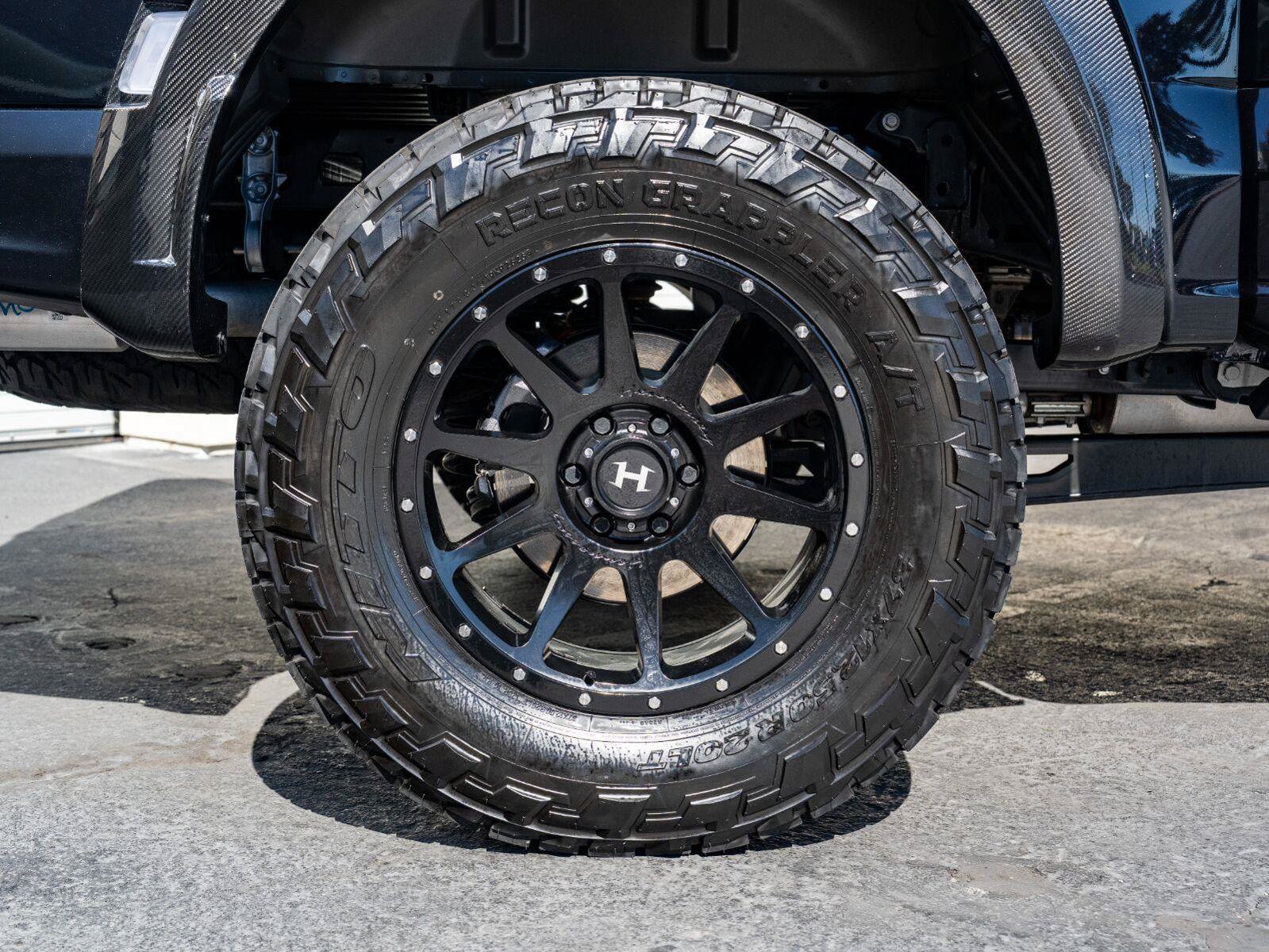 Used 2025 Ford F150 Raptor w/ Equipment Group 803A Raptor R AWD/4WD image 36