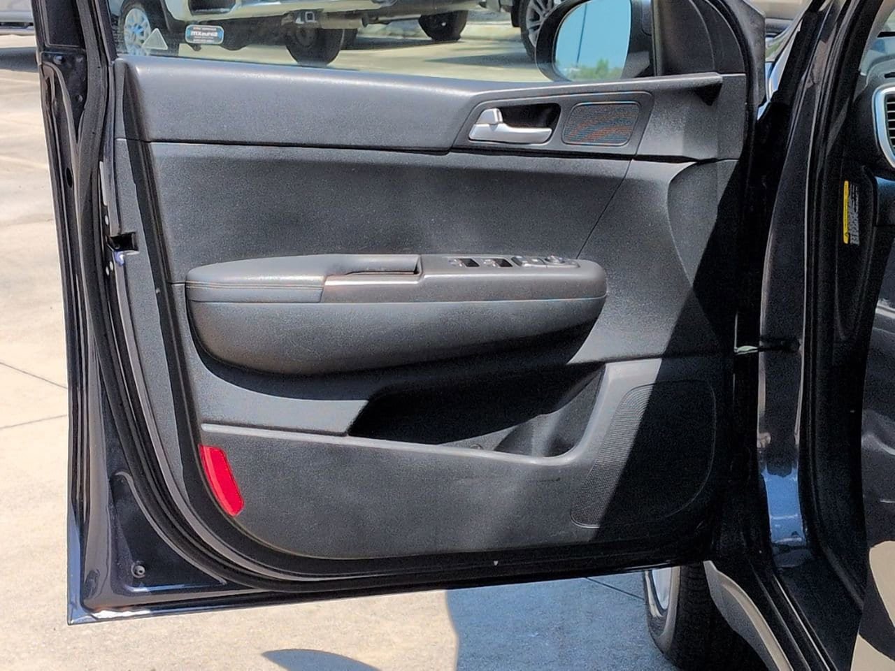 Used 2018 Kia Sportage LX FWD image 8