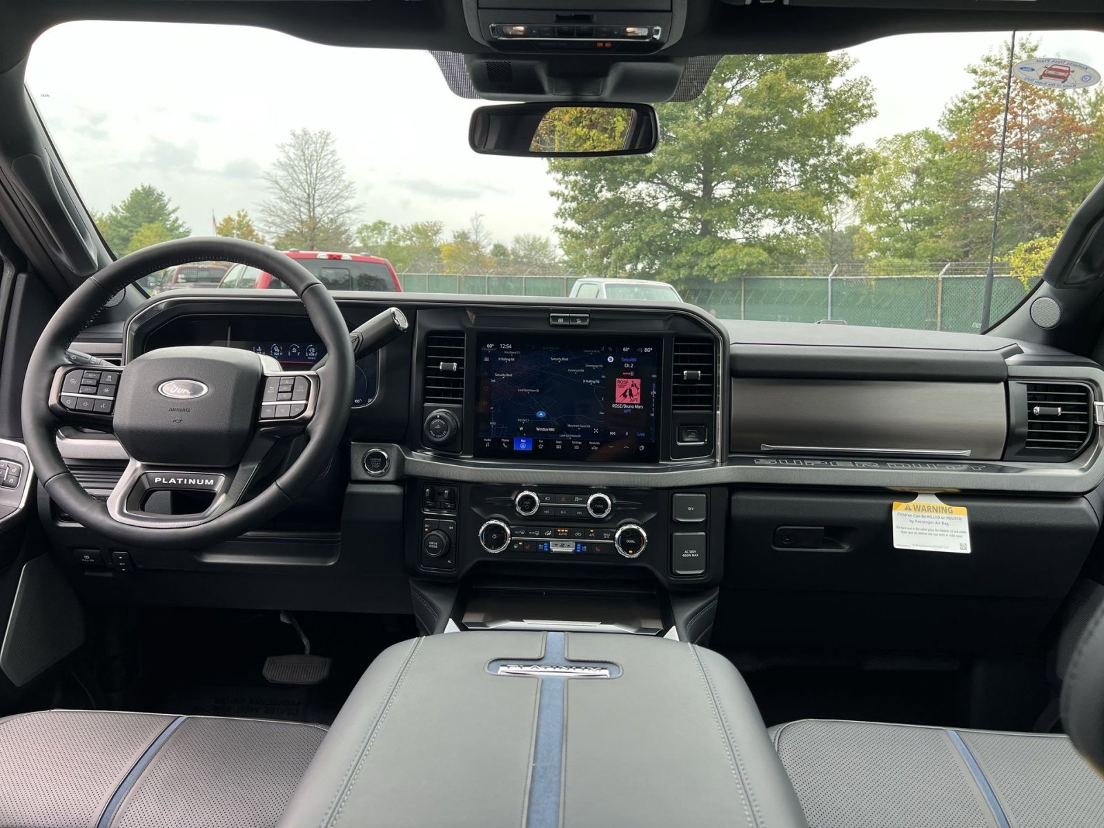 Used 2026 Ford F450 Platinum w/ FX4 Off-Road Package image 23