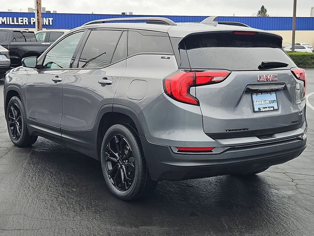 Used 2020 GMC Terrain SLE w/ Driver Convenience Package image 4