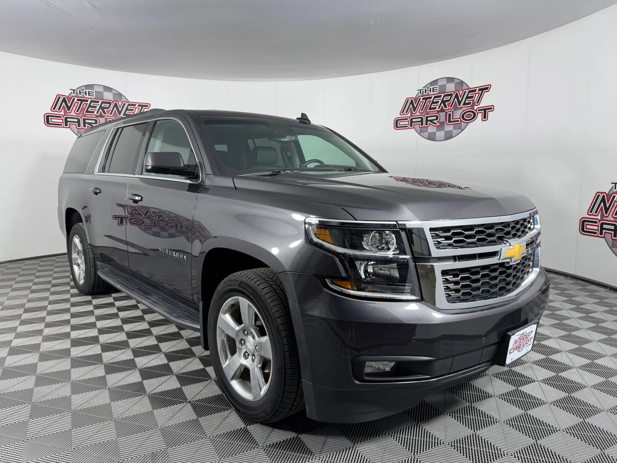 Used 2016 Chevrolet Suburban LT AWD/4WD image 7