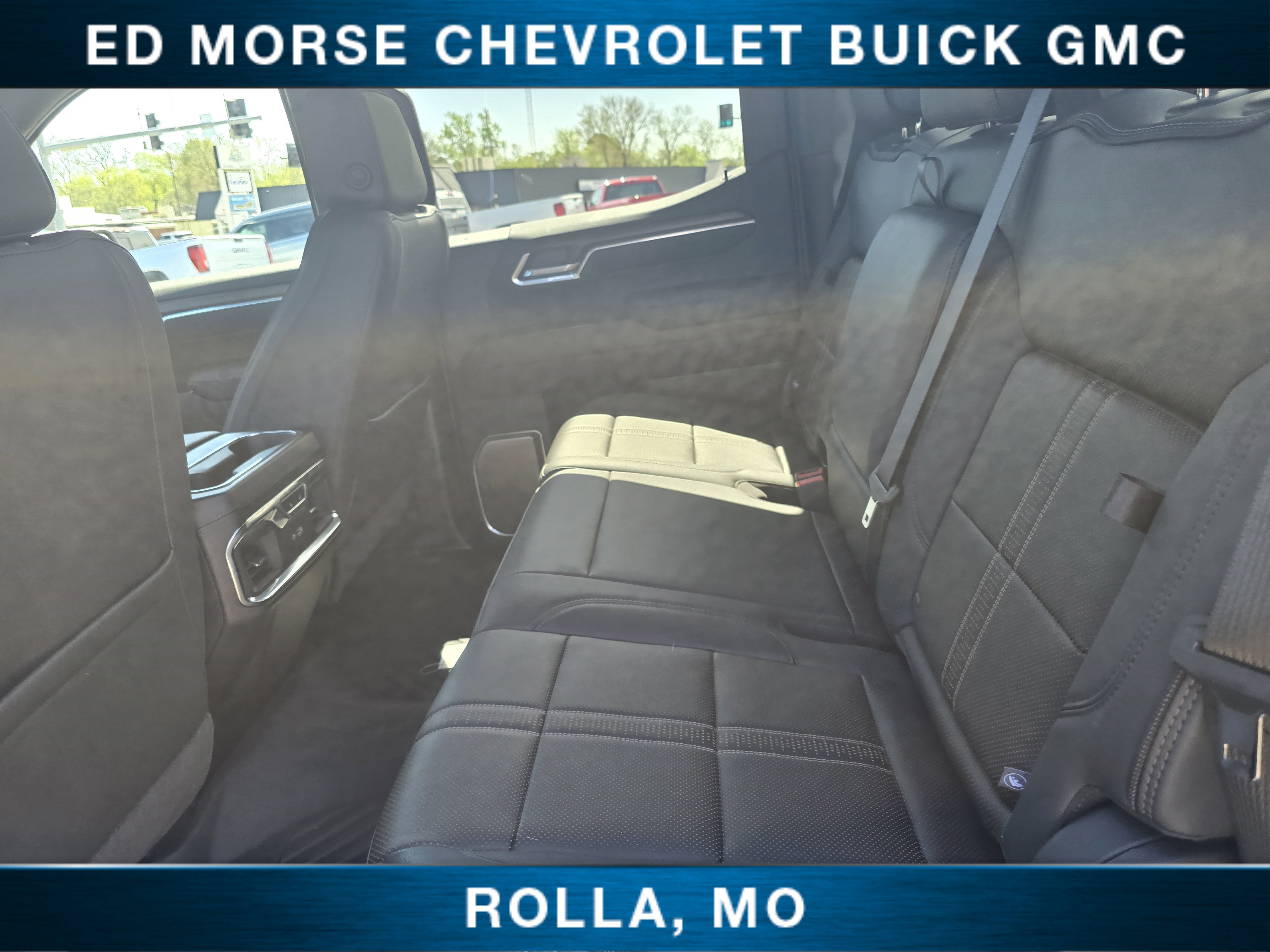 Certified 2026 Chevrolet Silverado 1500 High Country w/ Technology Package AWD/4WD image 19