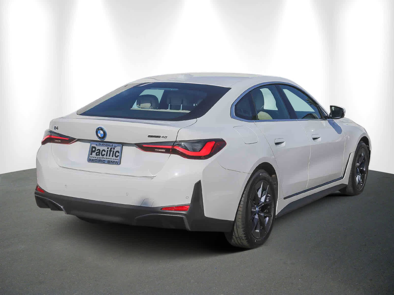 Certified 2023 BMW i4 eDrive40 w/ Premium Package image 6
