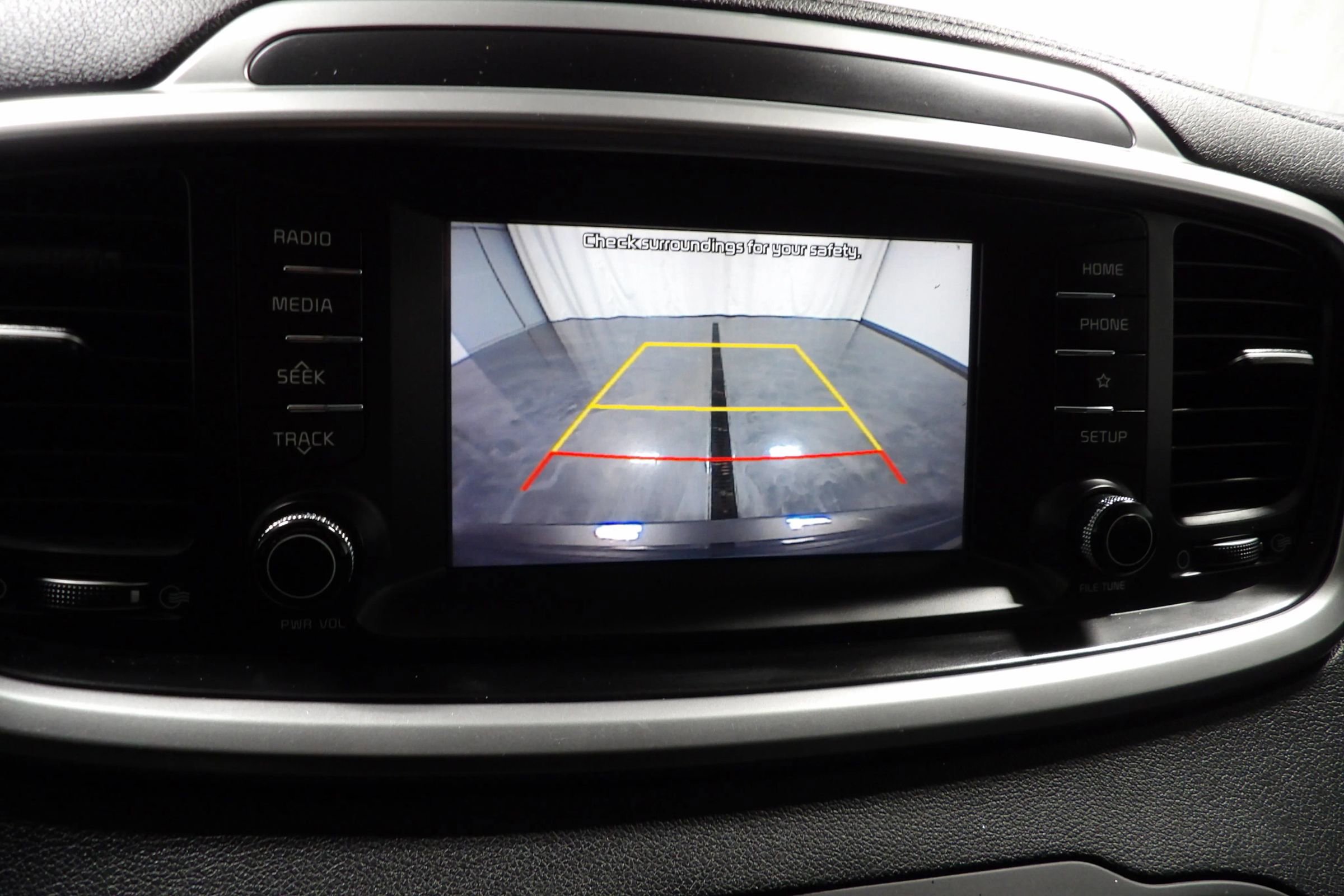 Used 2020 Kia Sorento AWD V6 image 22