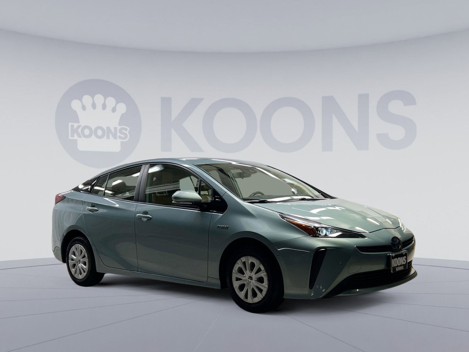 Used 2019 Toyota Prius LE image 14