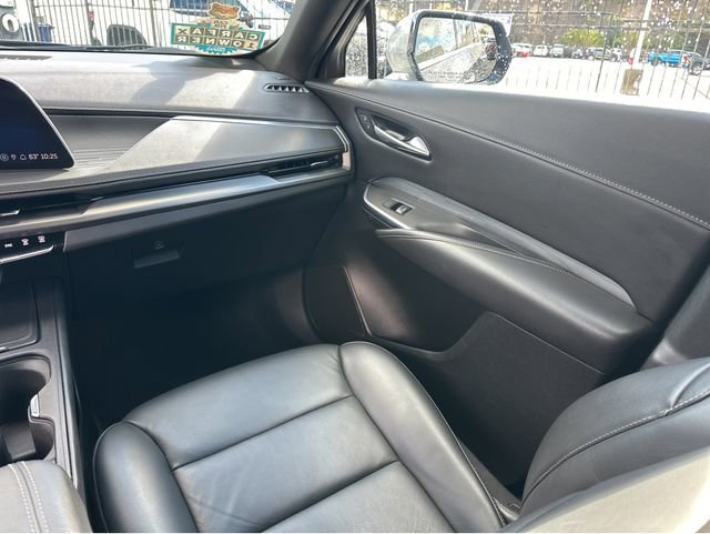 Certified 2024 Cadillac XT4 Premium Luxury image 17