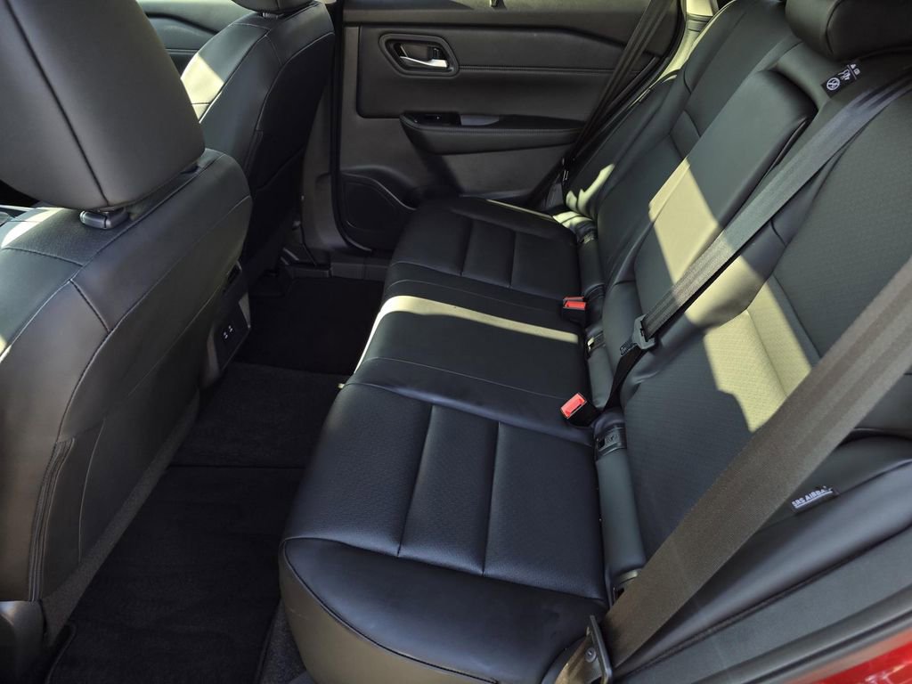 Certified 2026 Nissan Rogue SV w/ SV Premium Package image 13