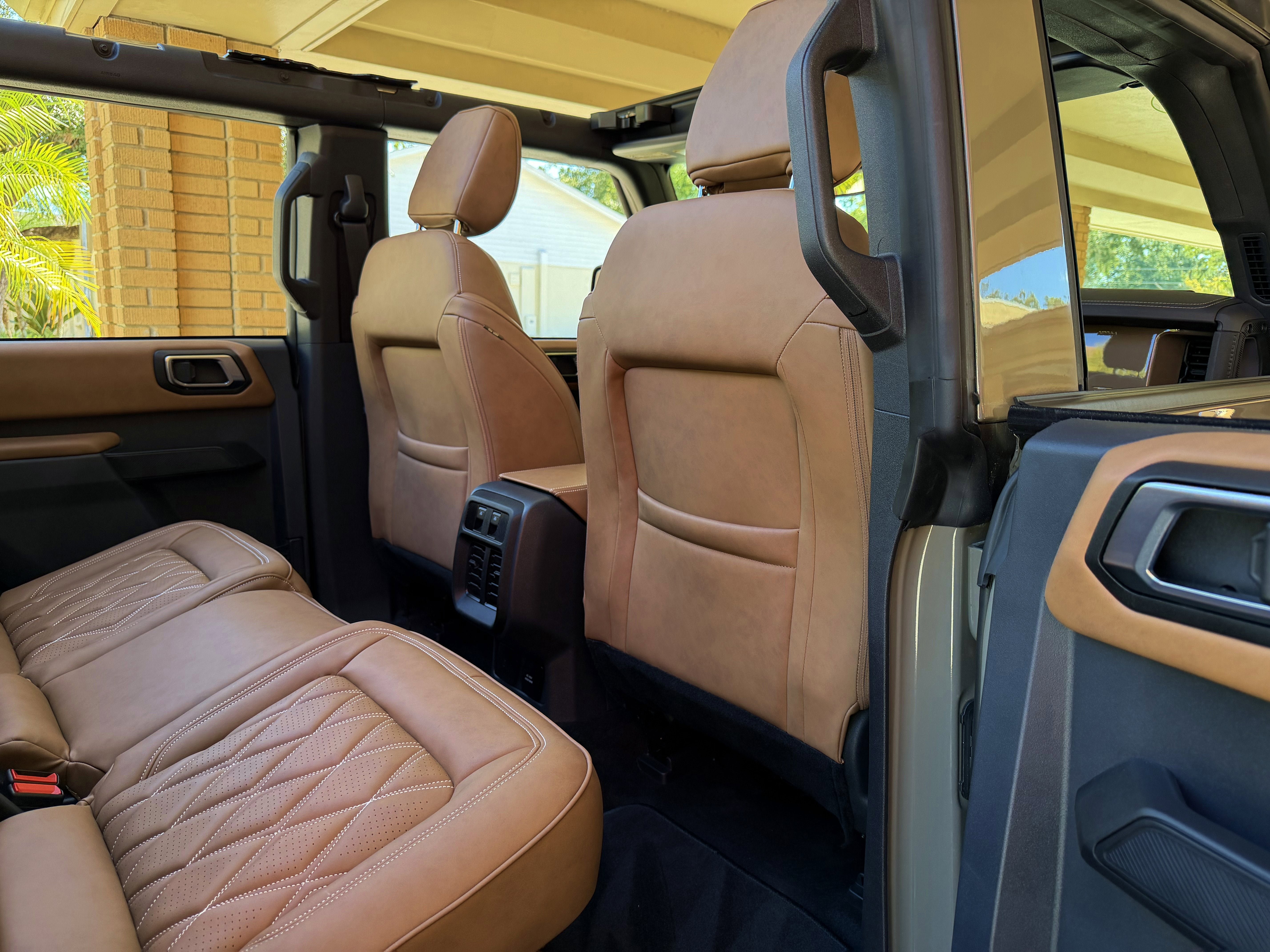 Used 2025 Ford Bronco Outer Banks AWD/4WD image 28