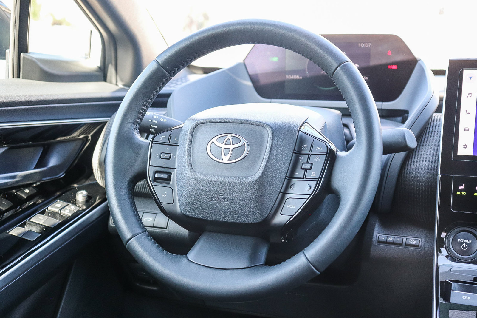 Used 2025 Toyota bZ4X FWD w/ Weather Package image 16