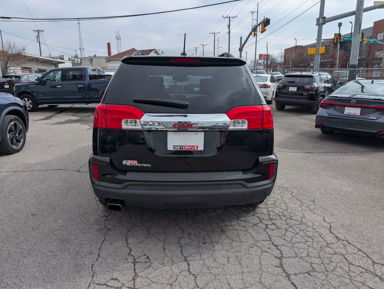 Used 2017 GMC Terrain SLE w/ Convenience Package image 7