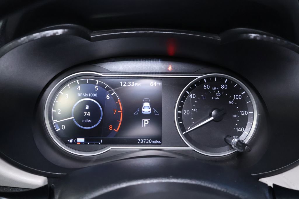 Used 2021 Nissan Versa SV image 18