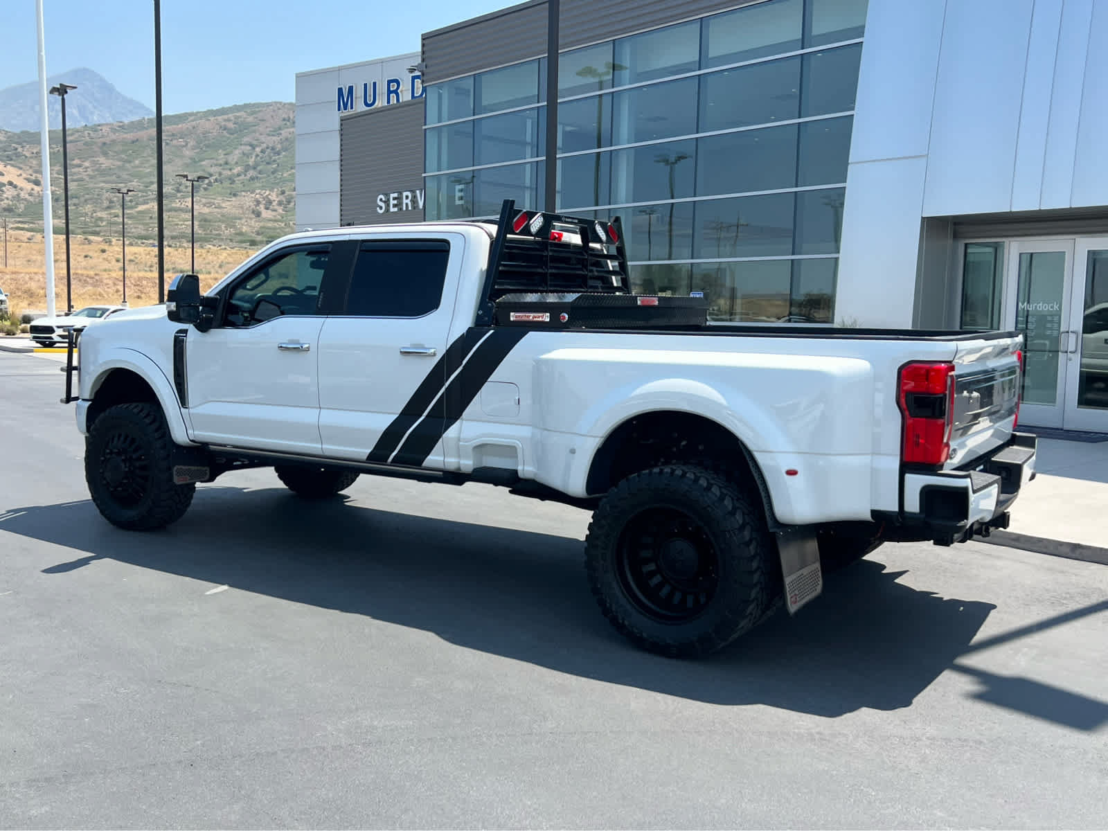 Used 2024 Ford F350 Platinum AWD/4WD image 11