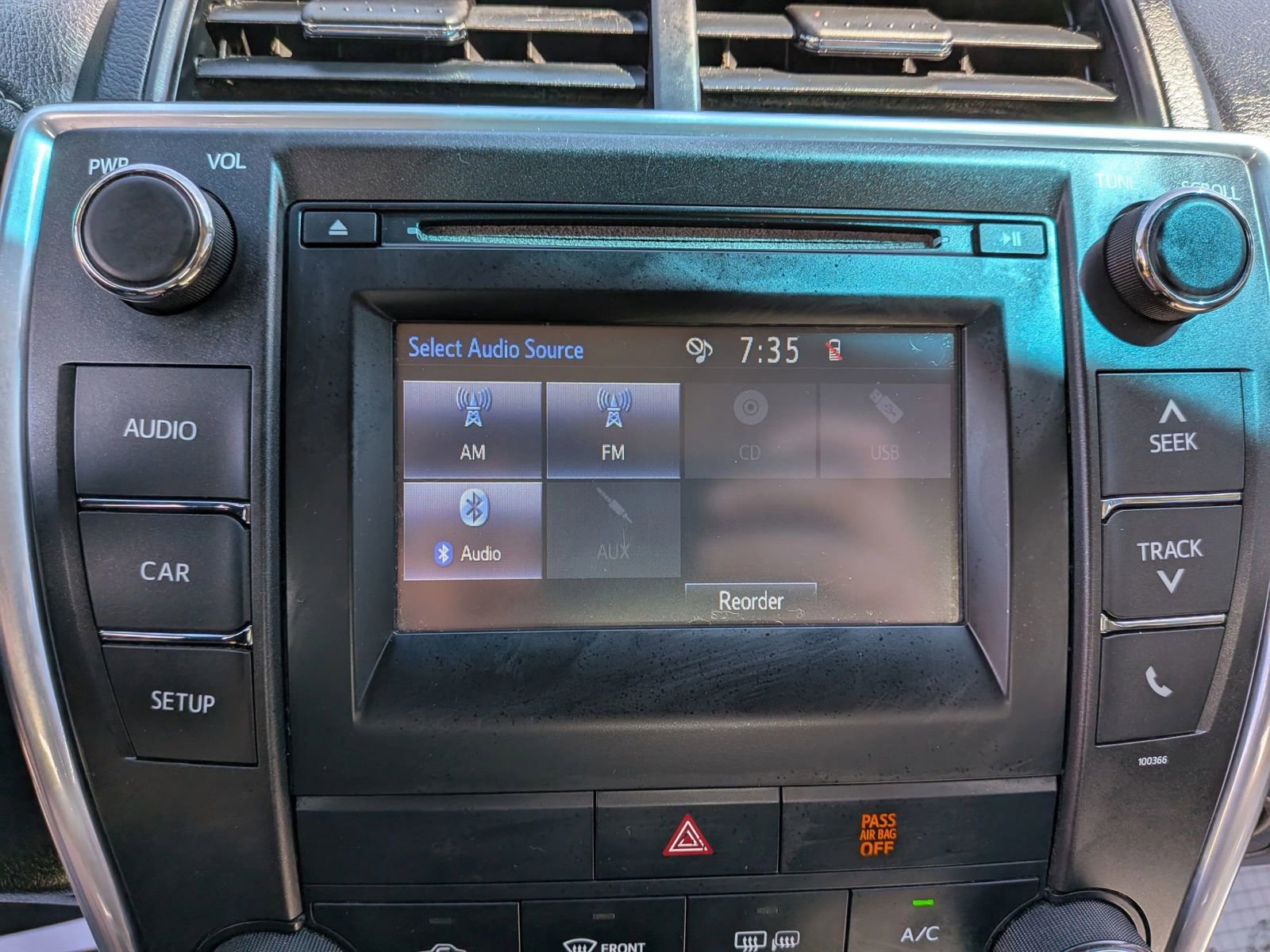 Used 2015 Toyota Camry SE FWD image 44