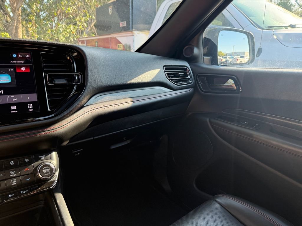 Used 2024 Dodge Durango R/T RWD image 25