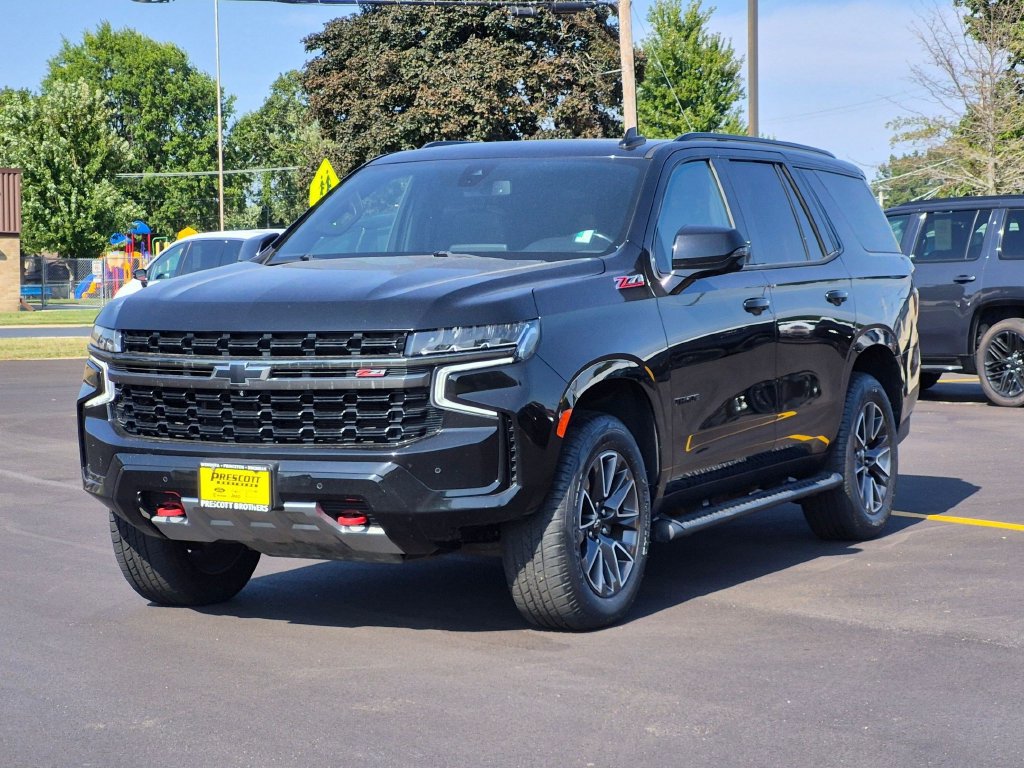 Used 2021 Chevrolet Tahoe Z71 w/ Z71 Signature Package AWD/4WD image 3