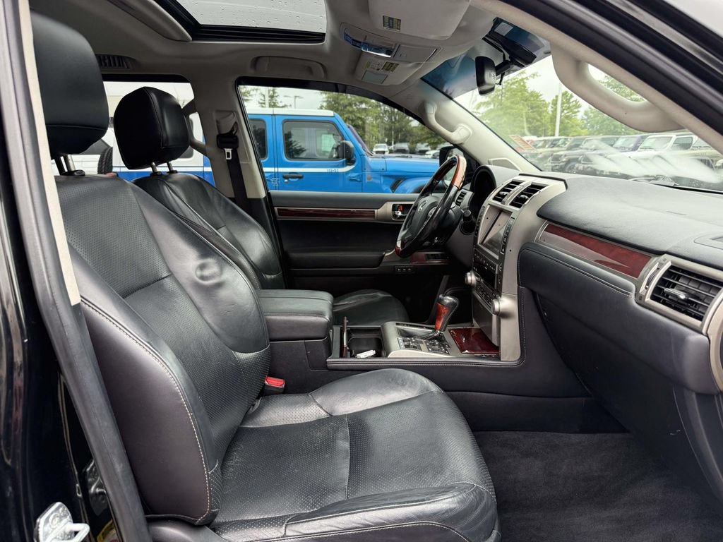 Used 2011 Lexus GX 460 Premium AWD/4WD image 15