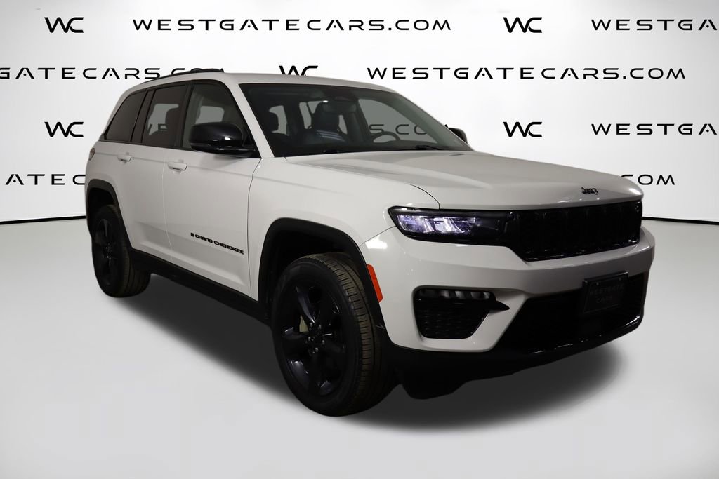 Used 2023 Jeep Grand Cherokee Limited w/ Black Appearance Package AWD/4WD image 46